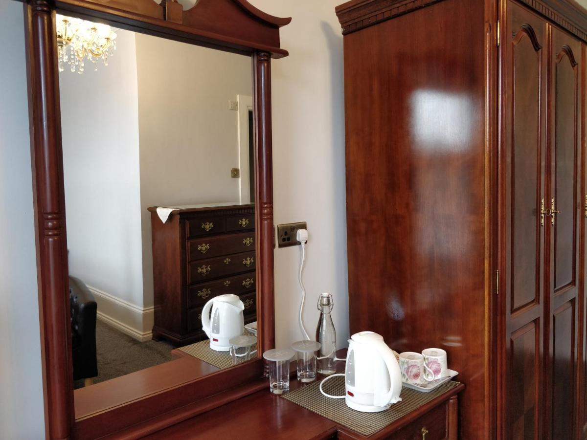 Bed and Breakfast The Shirley Торки Экстерьер фото